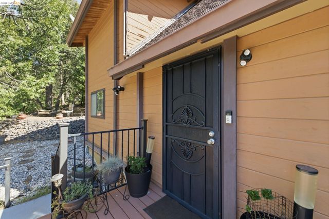 22555 S Fork Rd, Sonora, CA 95370