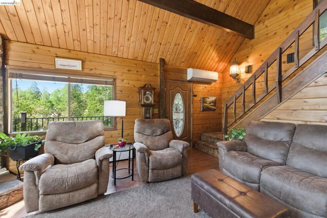 22555 S Fork Rd, Sonora, CA 95370