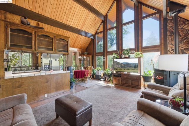 22555 S Fork Rd, Sonora, CA 95370