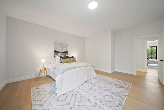 98 Trails Edge Road, Windham, NH 03087