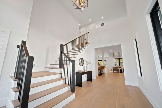 98 Trails Edge Road, Windham, NH 03087