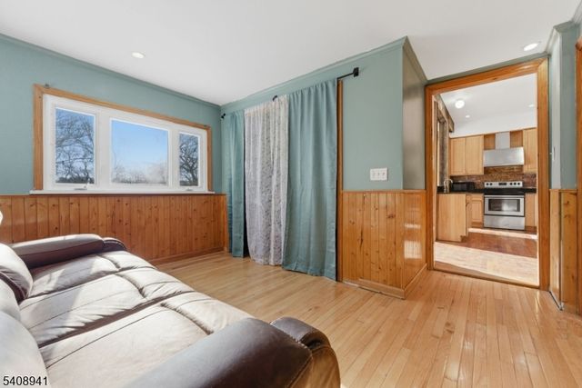 117 Dupont Ave, Hopatcong Boro, NJ 07843