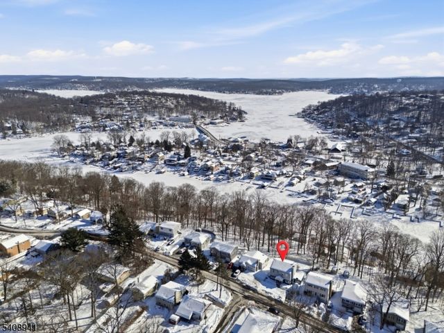 117 Dupont Ave, Hopatcong Boro, NJ 07843