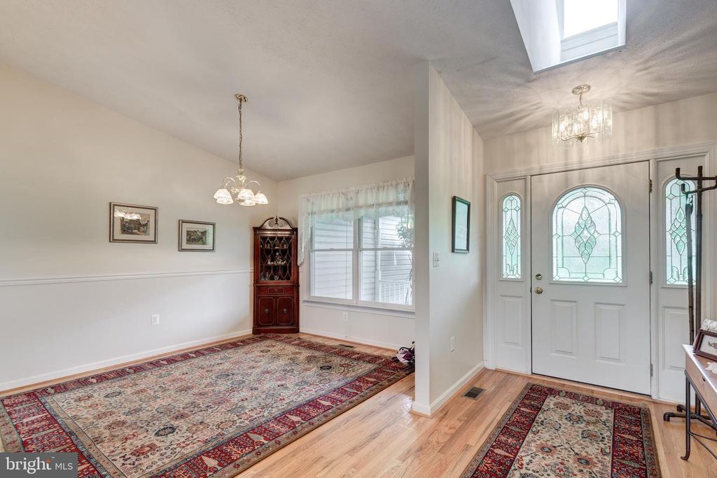 Image 11 of property listing at 969 BACHMANS VALLEY RD, Westminster, MD 21158