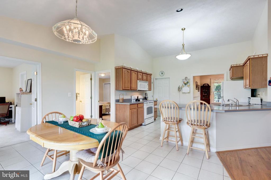 Image 20 of property listing at 969 BACHMANS VALLEY RD, Westminster, MD 21158