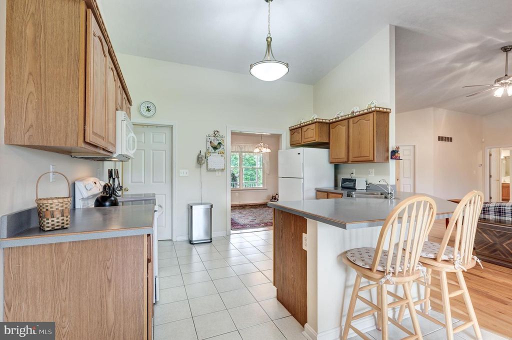 Image 22 of property listing at 969 BACHMANS VALLEY RD, Westminster, MD 21158