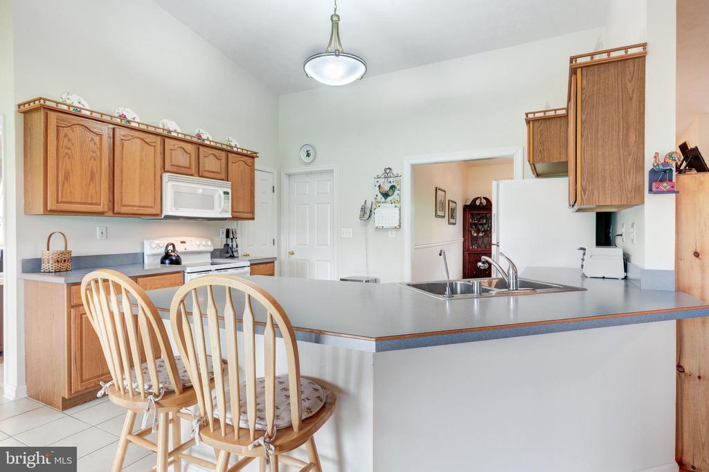 Image 23 of property listing at 969 BACHMANS VALLEY RD, Westminster, MD 21158