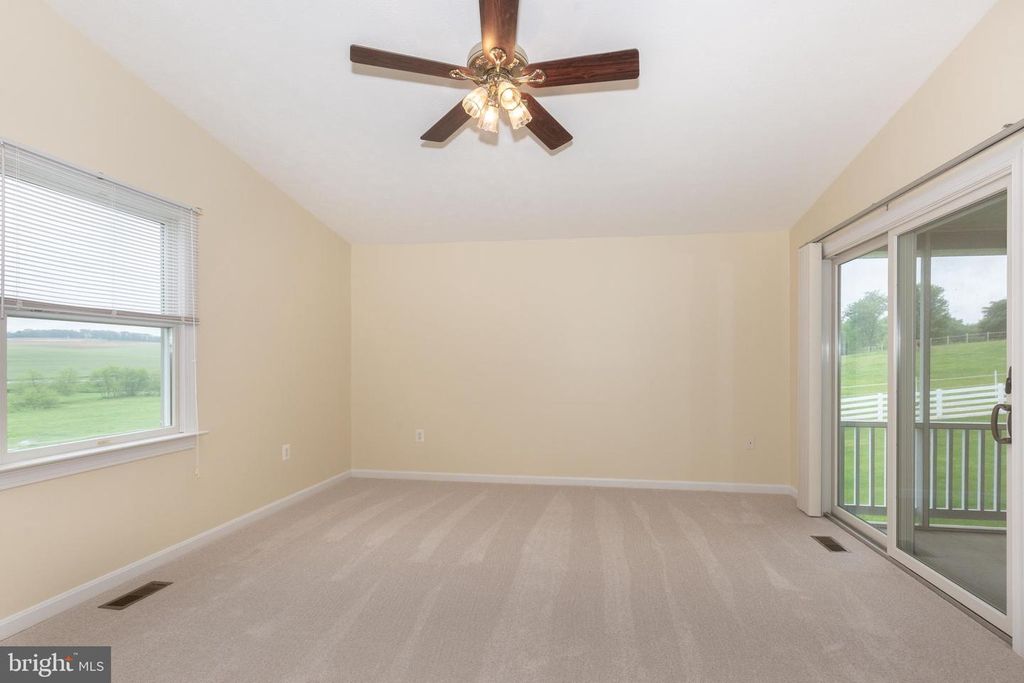 Image 26 of property listing at 969 BACHMANS VALLEY RD, Westminster, MD 21158