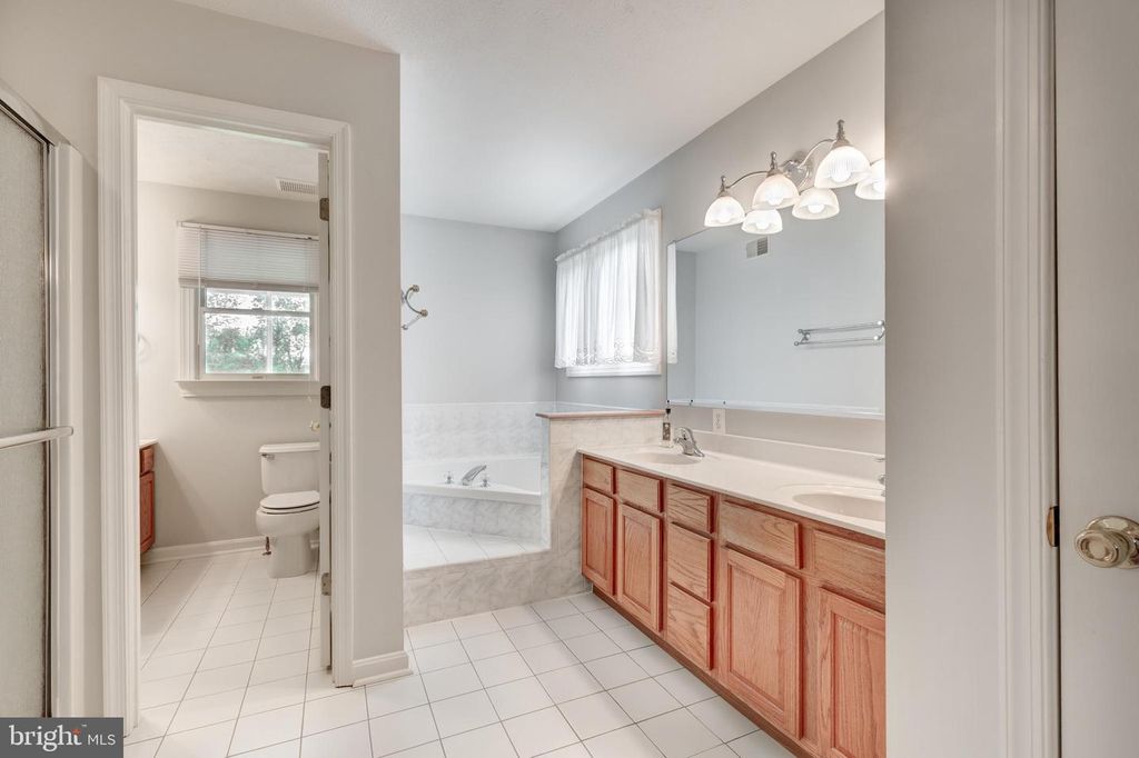 Image 30 of property listing at 969 BACHMANS VALLEY RD, Westminster, MD 21158