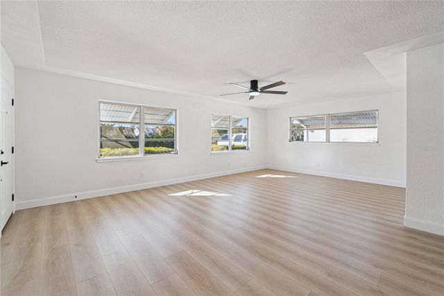 3303 W LEILA AVE, Tampa, FL 33611