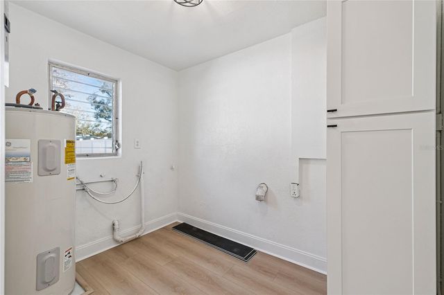 3303 W LEILA AVE, Tampa, FL 33611