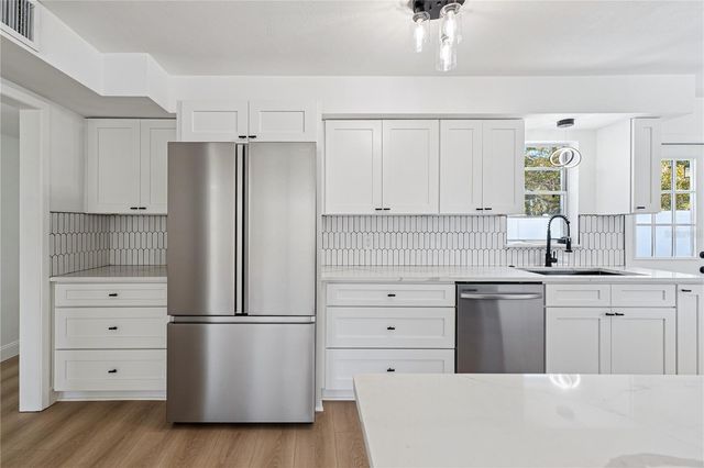 3303 W LEILA AVE, Tampa, FL 33611