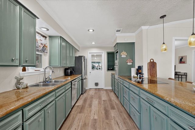 1418 Stony Brook Lane, Garland, TX 75043