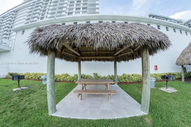 5601 Collins Ave 1603, Miami Beach, FL 33140