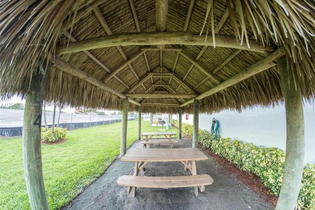 5601 Collins Ave 1603, Miami Beach, FL 33140