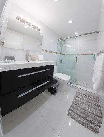 5601 Collins Ave 1603, Miami Beach, FL 33140