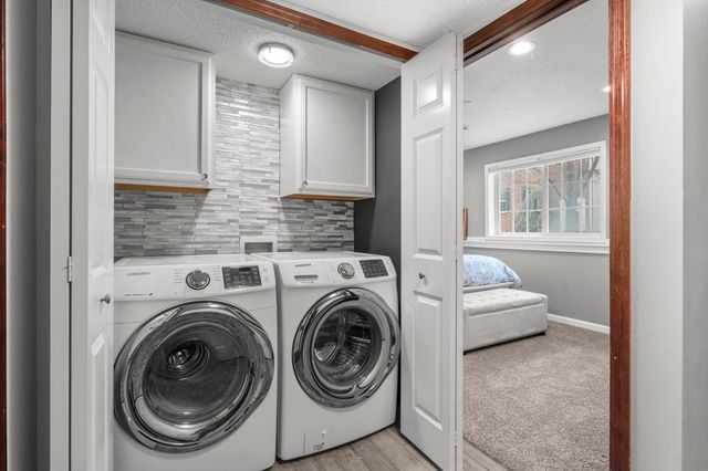 5129 Scott Path, Robbinsdale, MN 55422