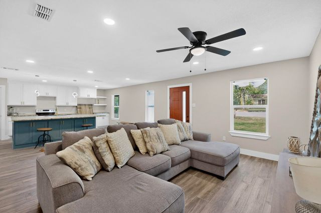 3406 Schwartz Avenue, Fort Worth, TX 76106