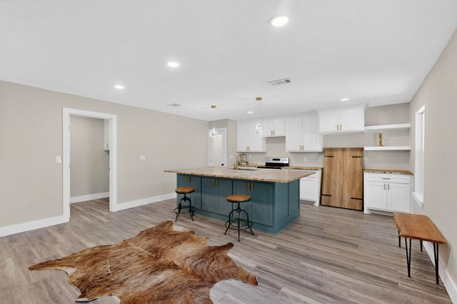 3406 Schwartz Avenue, Fort Worth, TX 76106