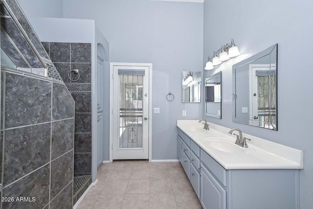 11225 W CAMBRIDGE Avenue, Avondale, AZ 85392