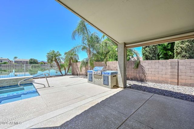 11225 W CAMBRIDGE Avenue, Avondale, AZ 85392
