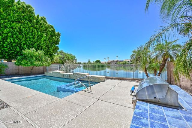 11225 W CAMBRIDGE Avenue, Avondale, AZ 85392
