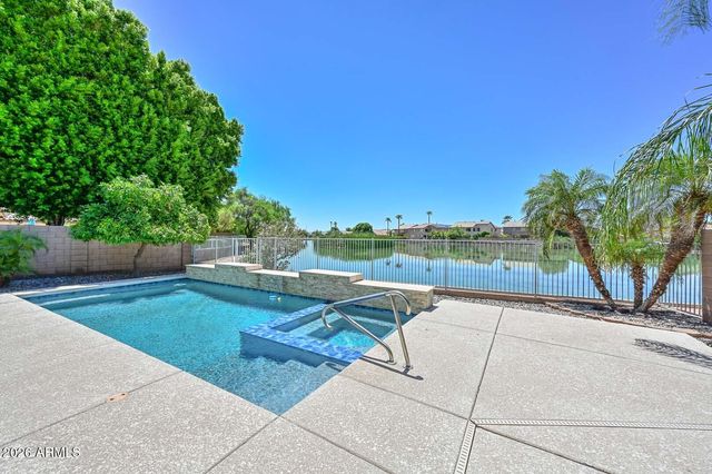 11225 W CAMBRIDGE Avenue, Avondale, AZ 85392