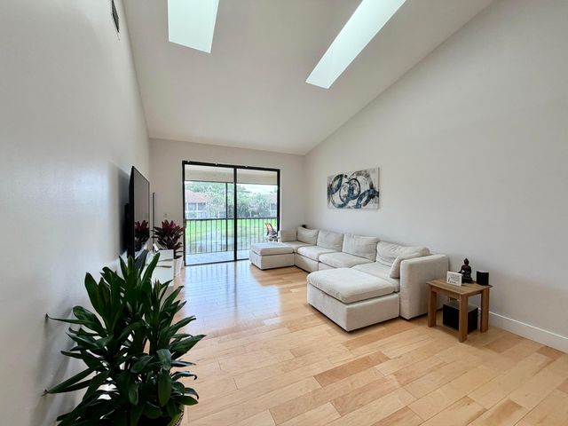 7935 La Mirada Drive, Boca Raton, FL 33433