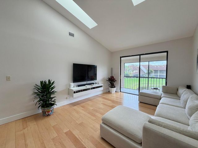 7935 La Mirada Drive, Boca Raton, FL 33433