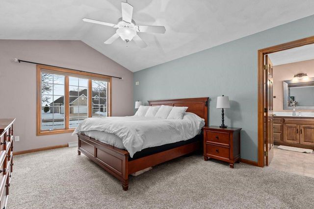 1827 ORCHARD BLOSSOM DRIVE, Appleton, WI 54915