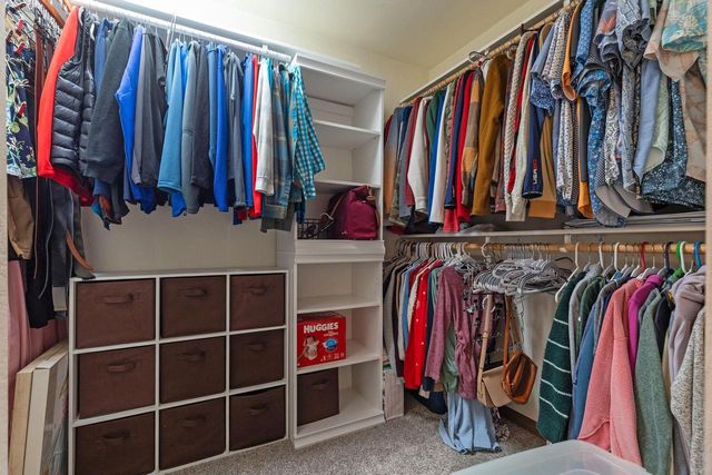 1827 ORCHARD BLOSSOM DRIVE, Appleton, WI 54915