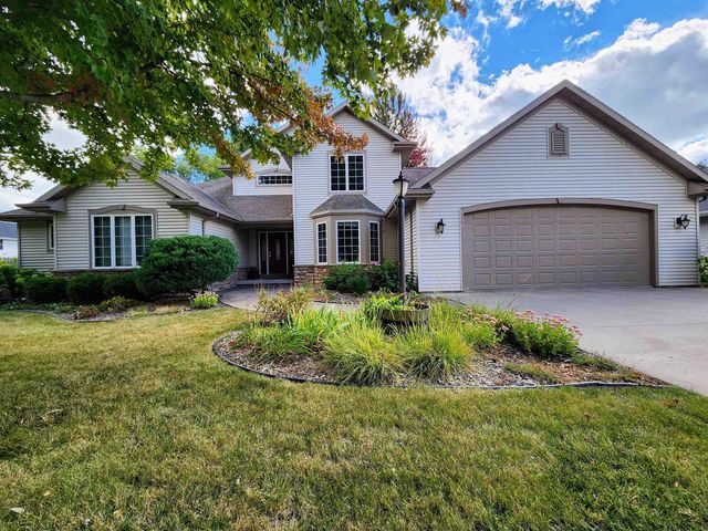 1827 ORCHARD BLOSSOM DRIVE, Appleton, WI 54915