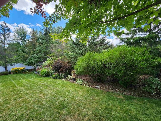 1827 ORCHARD BLOSSOM DRIVE, Appleton, WI 54915