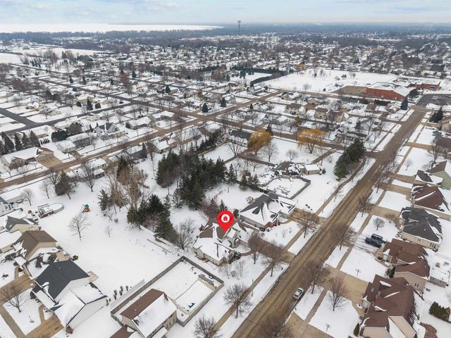 1827 ORCHARD BLOSSOM DRIVE, Appleton, WI 54915