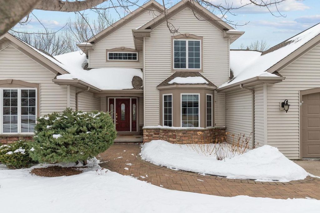 1827 ORCHARD BLOSSOM DRIVE, Appleton, WI 54915
