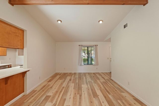 282 Ravenwood Way, Lodi, CA 95240