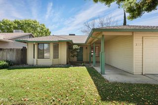 282 Ravenwood Way, Lodi, CA 95240