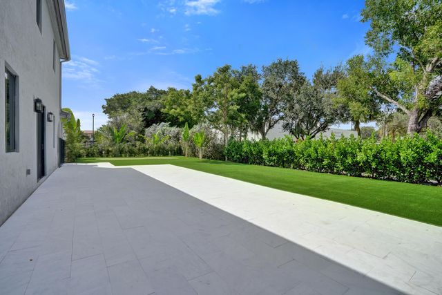 13145 Addilyn Court, Davie, FL 33325
