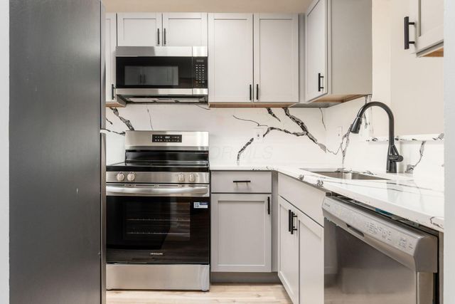 233 Macfalls Way, 86D, Blacklick, OH 43004