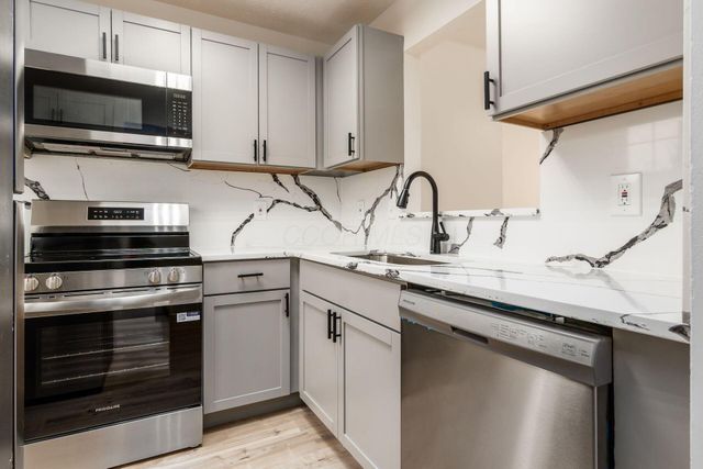 233 Macfalls Way, 86D, Blacklick, OH 43004