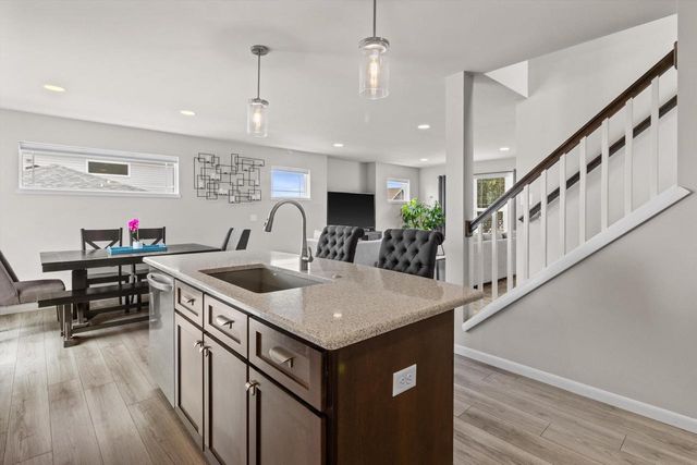 852 Sugar Maple Lane, Verona, WI 53593