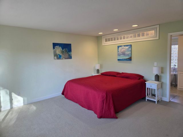 8198 Green Acres Lane, Redding, CA 96002