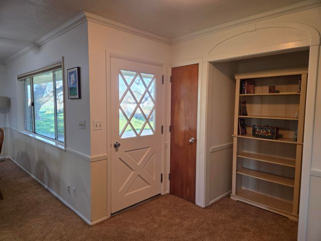 8198 Green Acres Lane, Redding, CA 96002