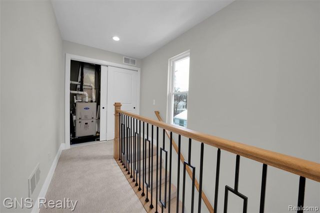 718 Devillen Avenue, Royal Oak, MI 48073