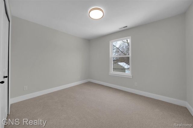 718 Devillen Avenue, Royal Oak, MI 48073