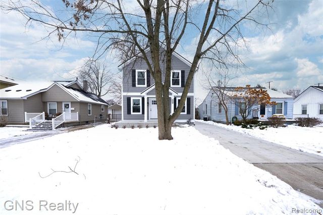 718 Devillen Avenue, Royal Oak, MI 48073