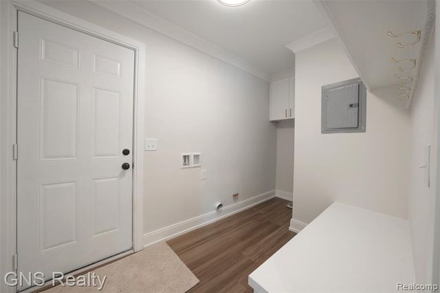 718 Devillen Avenue, Royal Oak, MI 48073