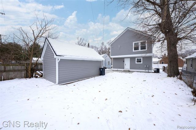 718 Devillen Avenue, Royal Oak, MI 48073