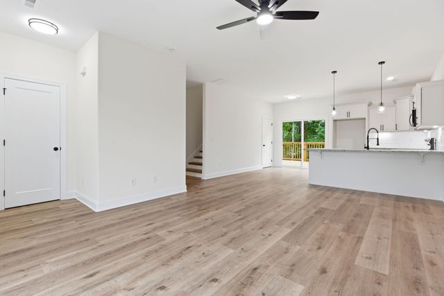 308 Spring St, La Vergne, TN 37086