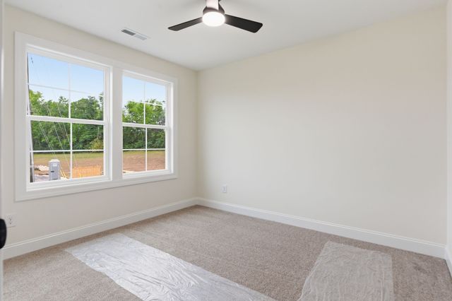 308 Spring St, La Vergne, TN 37086